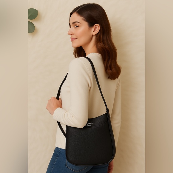 Kate Spade Crossbody Black Bag (gently loved ❤️‍🩹) - Picture 8 of 16